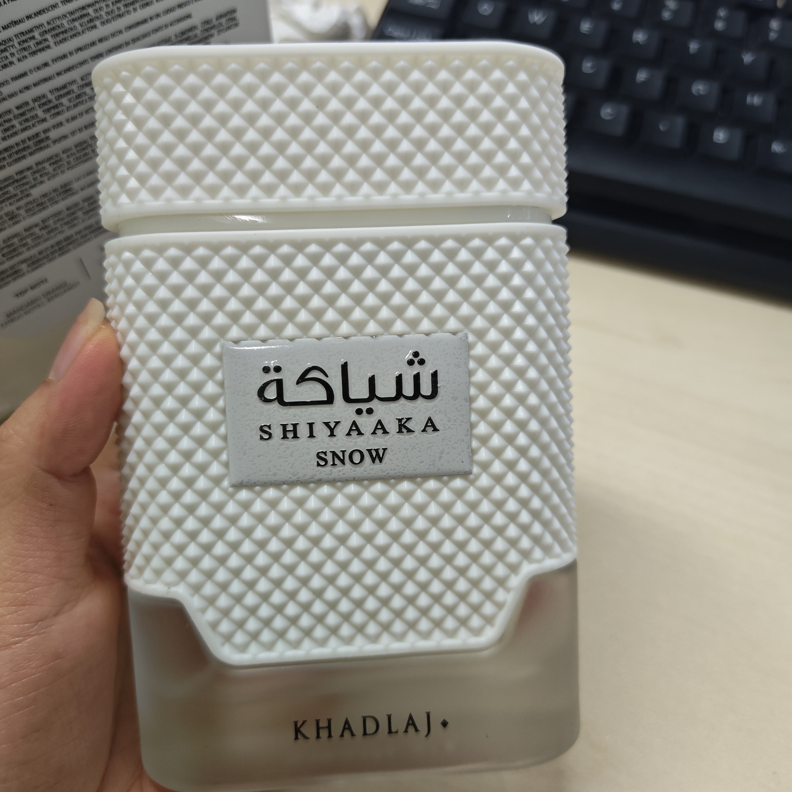 KSSnow perfume, with the diamo - đánh giá và giá Perfume Fragrance Bottle